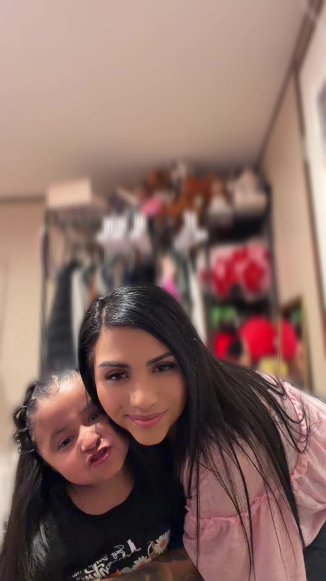 @Isabel Zapata