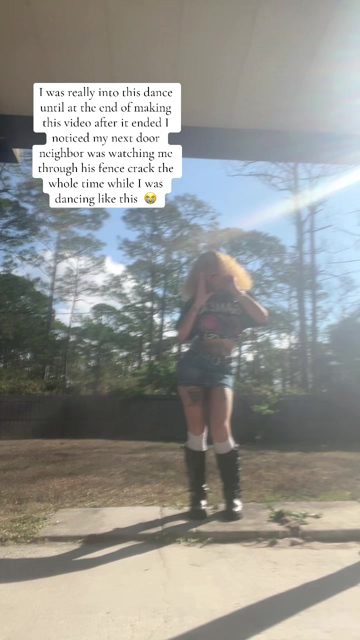 @CurlyHeadCutie