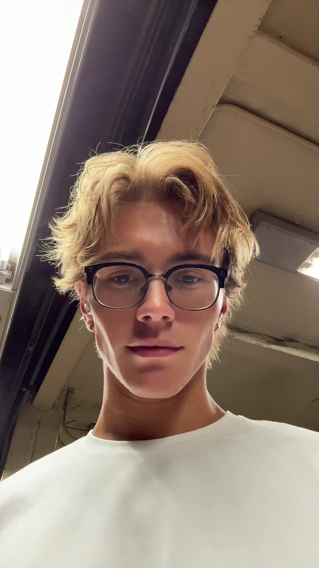 @henryxphillips
