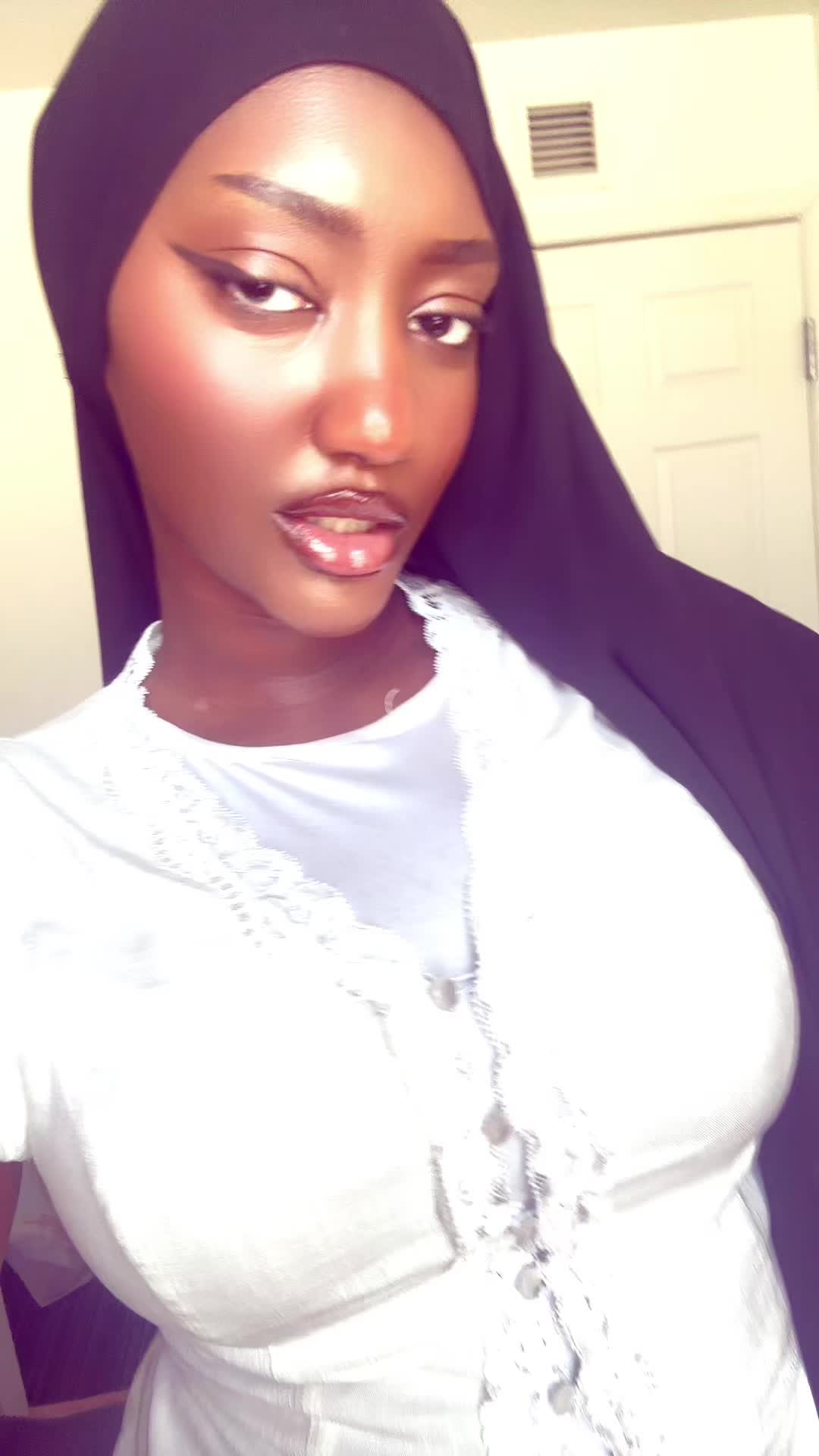 @🦇