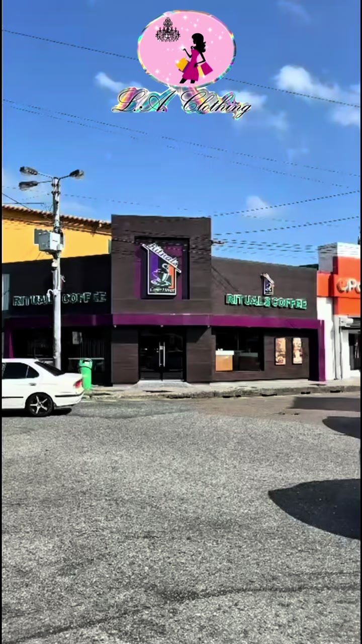 @Laclothingsanjuan