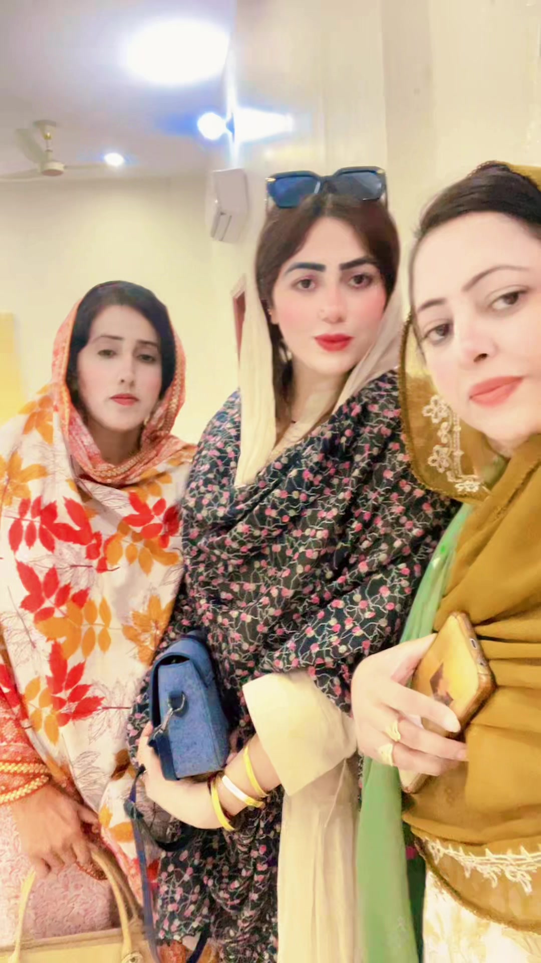@Nusrat_Pathan
