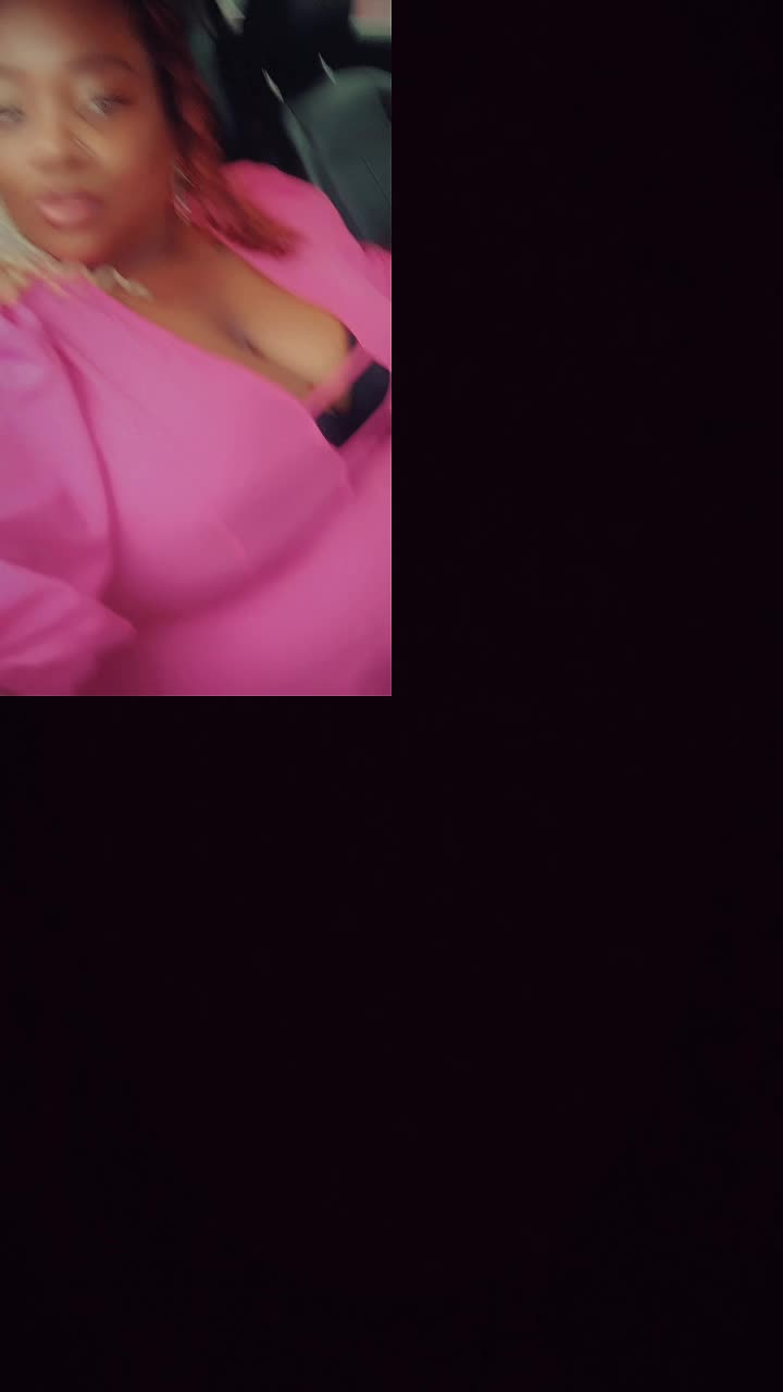 @PlusSizeBarbi