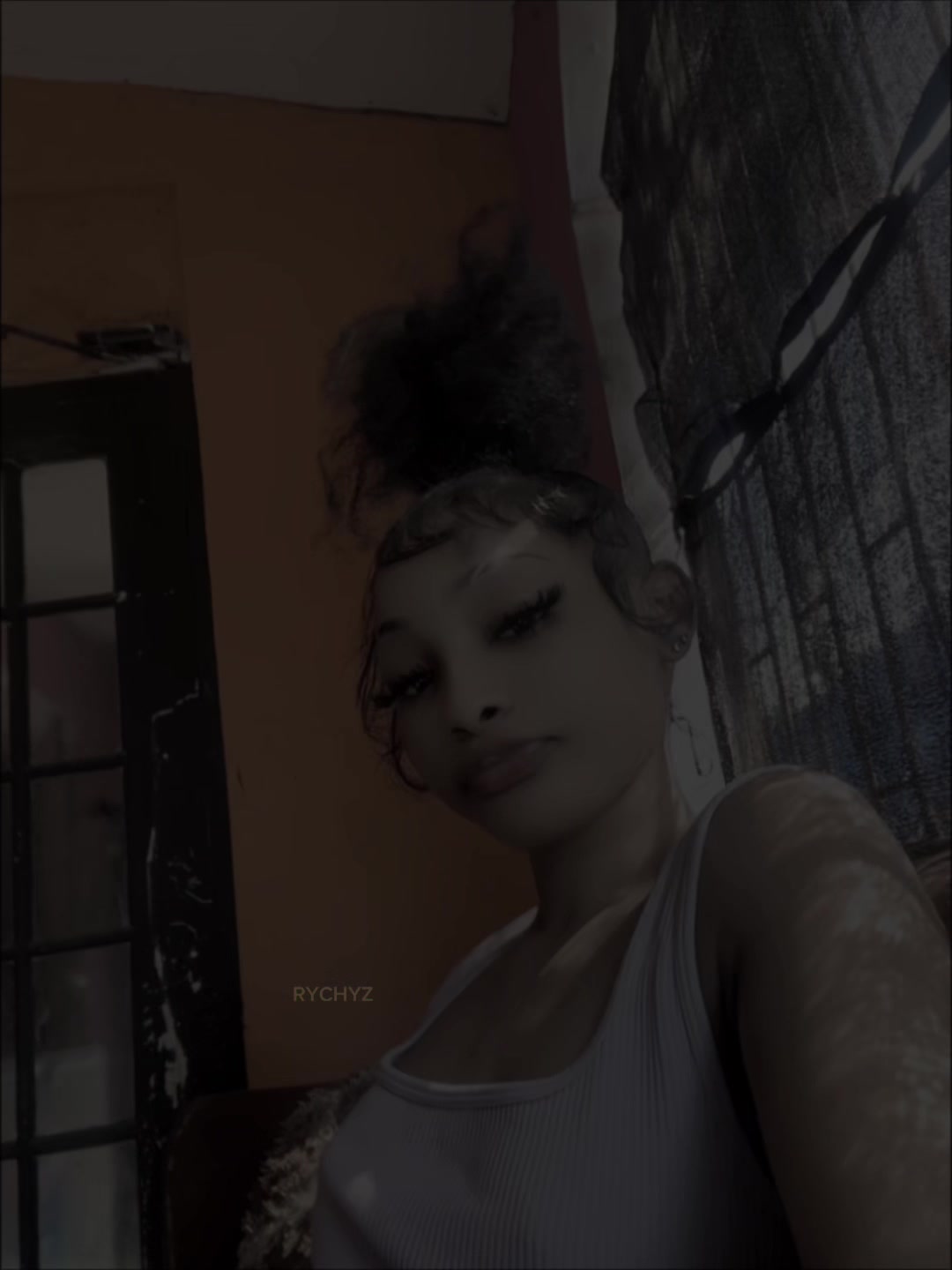 @Pretty_R🕷️