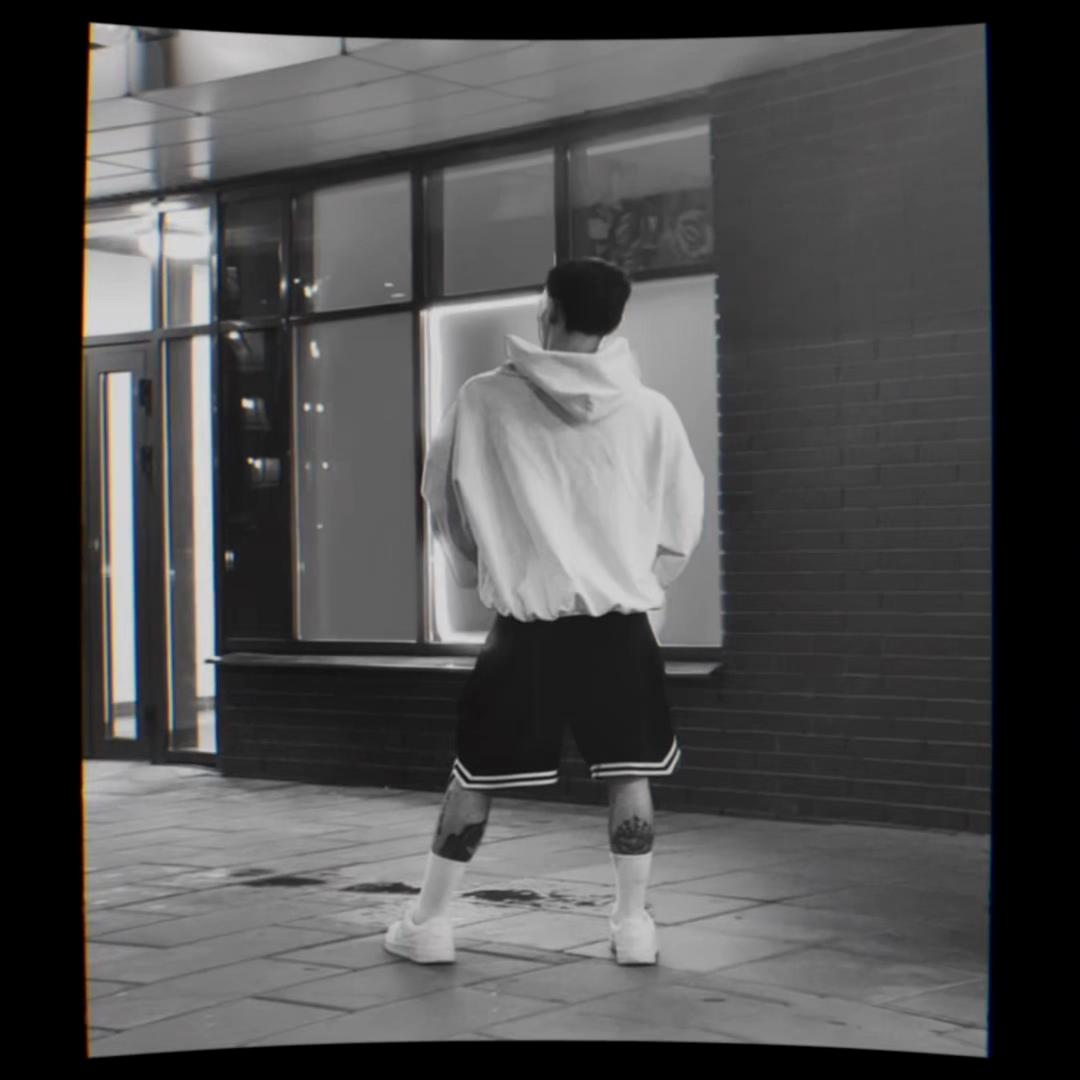 @𝕹𝖆𝖗𝖐𝖔𝖟 🕸️