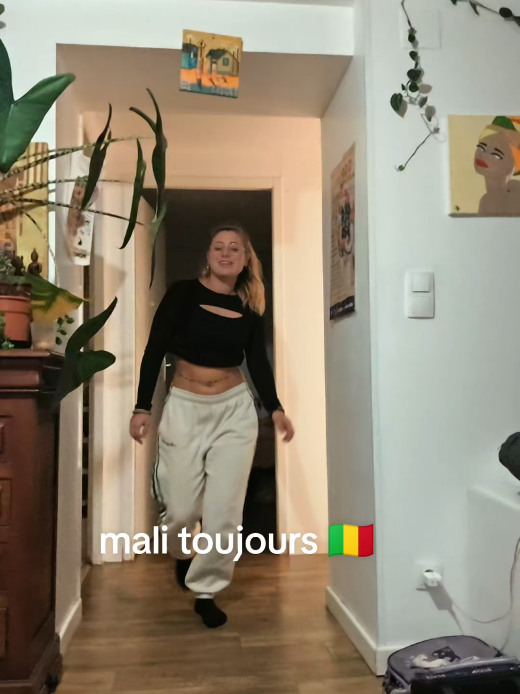 @Mel🌍