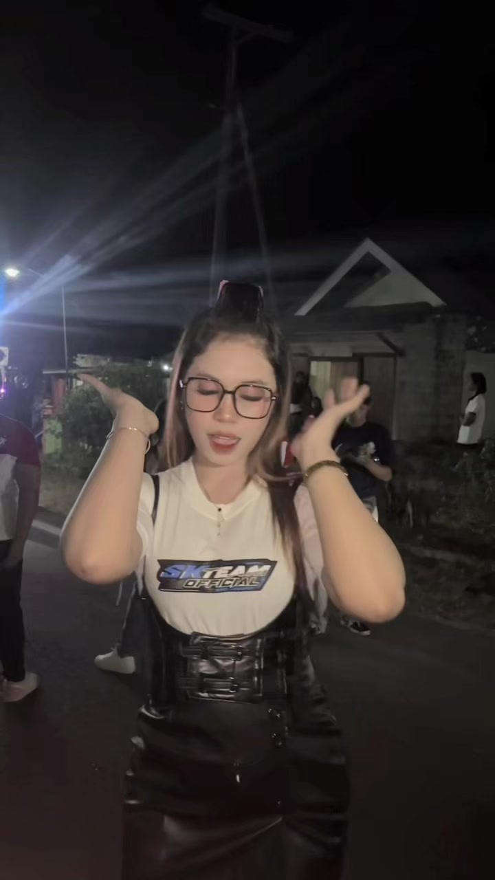 @Dila_dilot🔥