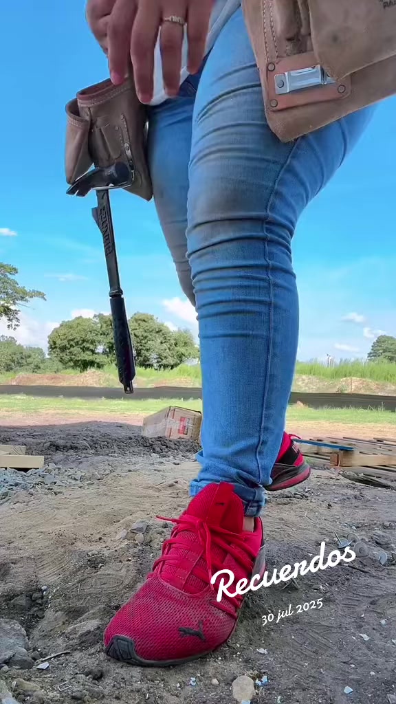 @ClaudiaDiaz74