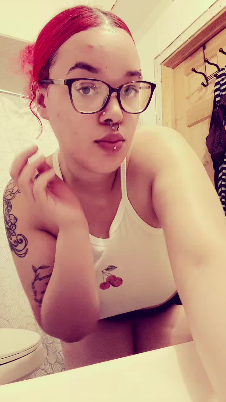 @thickbbria