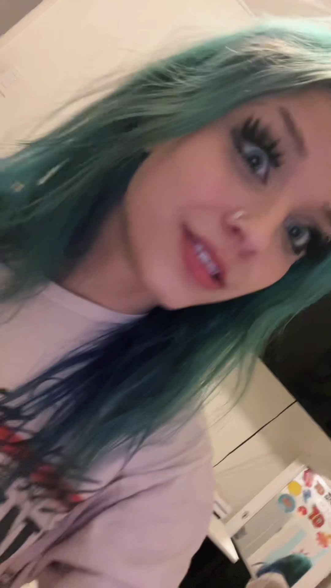 @hell0_kitty528