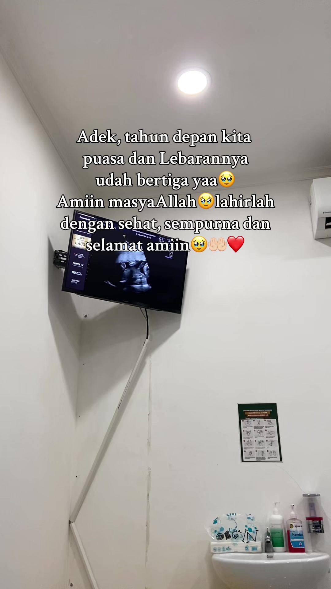 @YulianaLarasati_