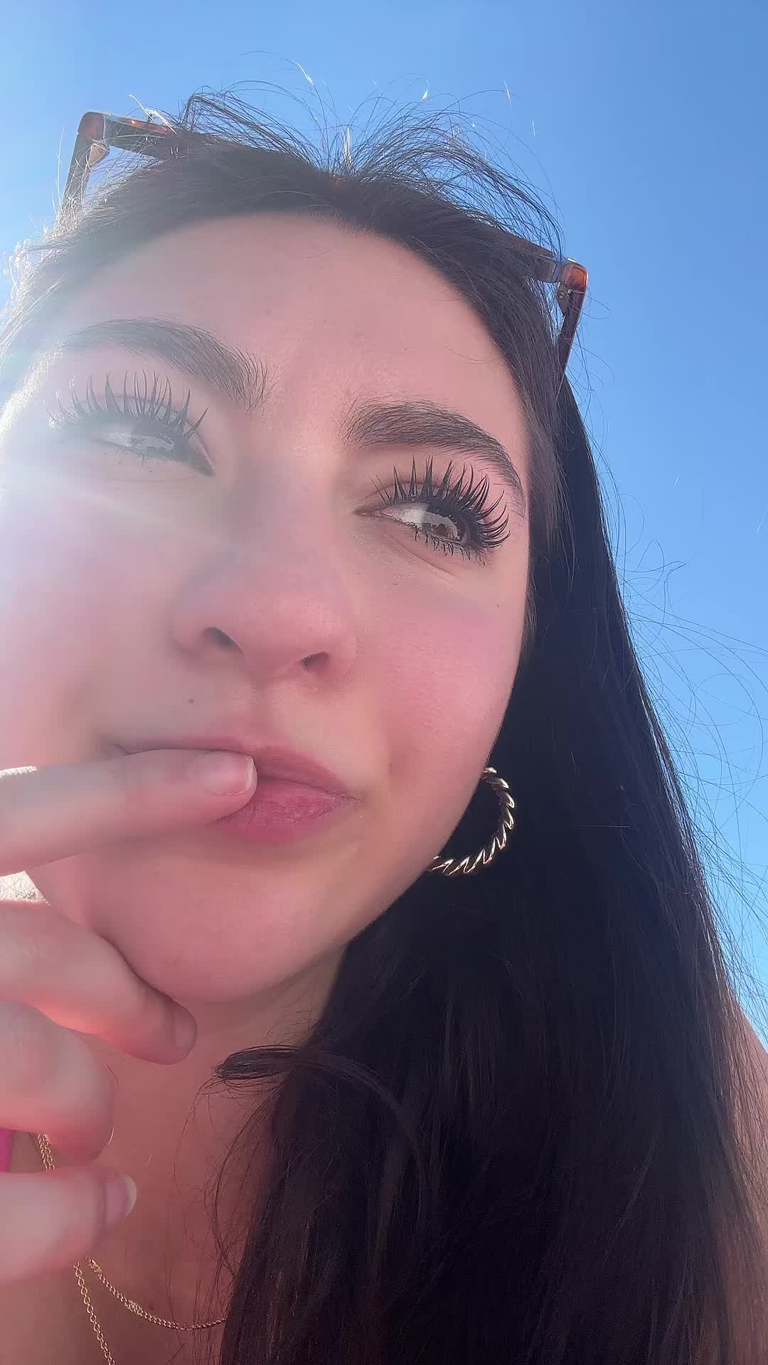 @annie<3