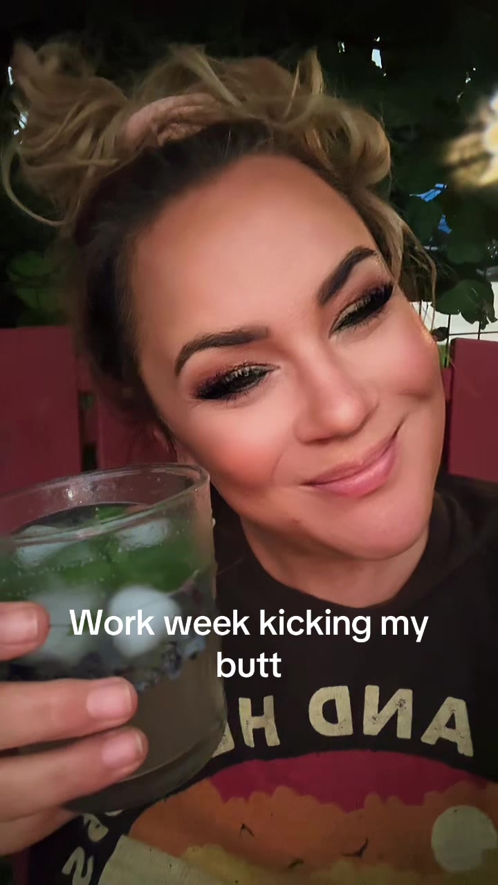 @EstheticsMama🩷💜💙🌈🍍
