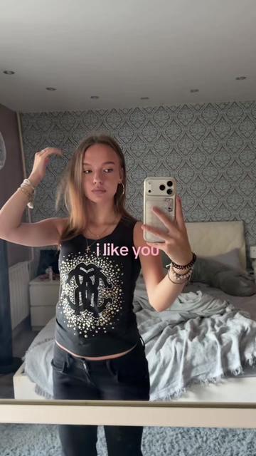 @VI