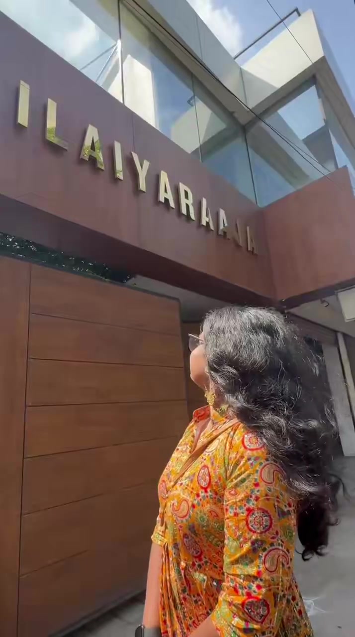 @இசைஞானி இளையராஜா ரசிகன்