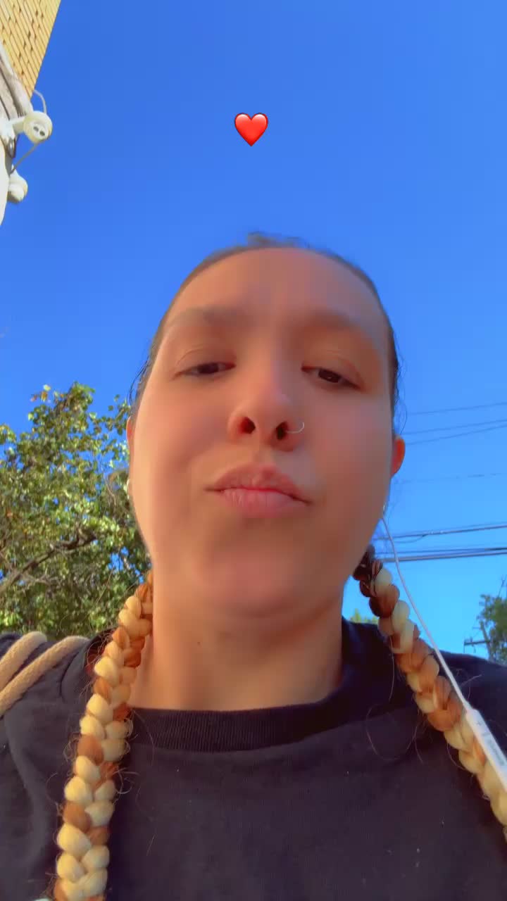 @Maryvette