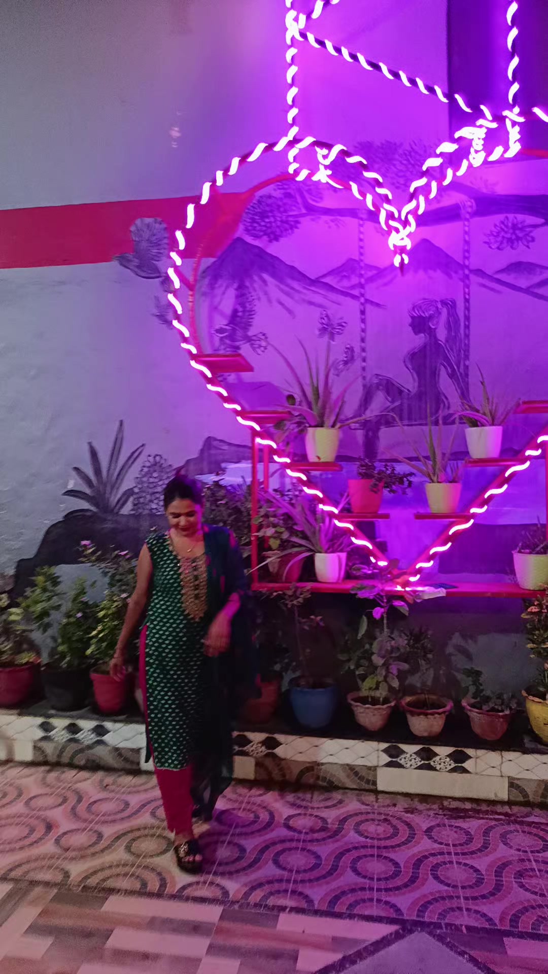 @☺️माईली☺️