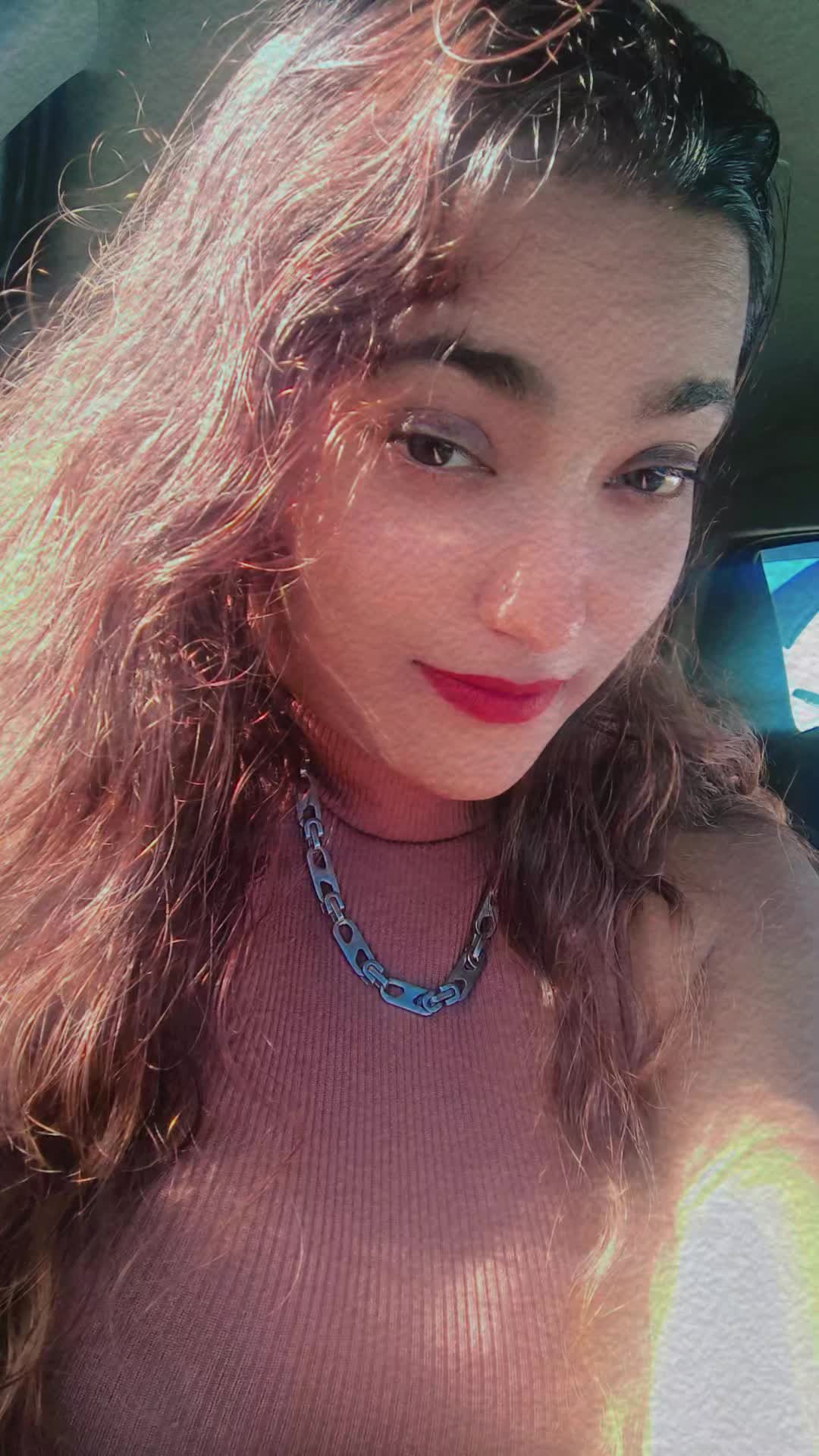 @Queen 👑👑👑