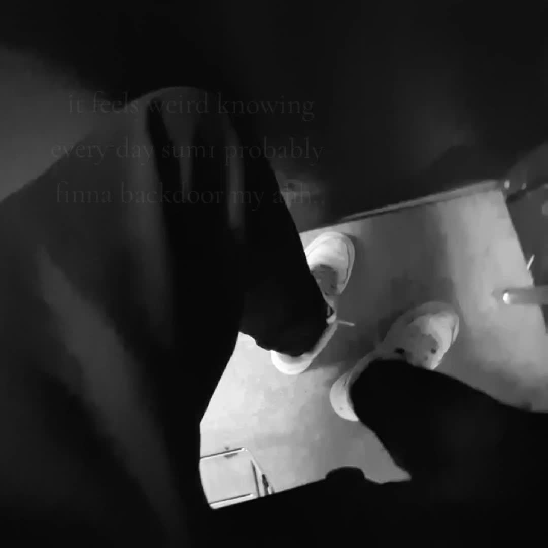 @👤
