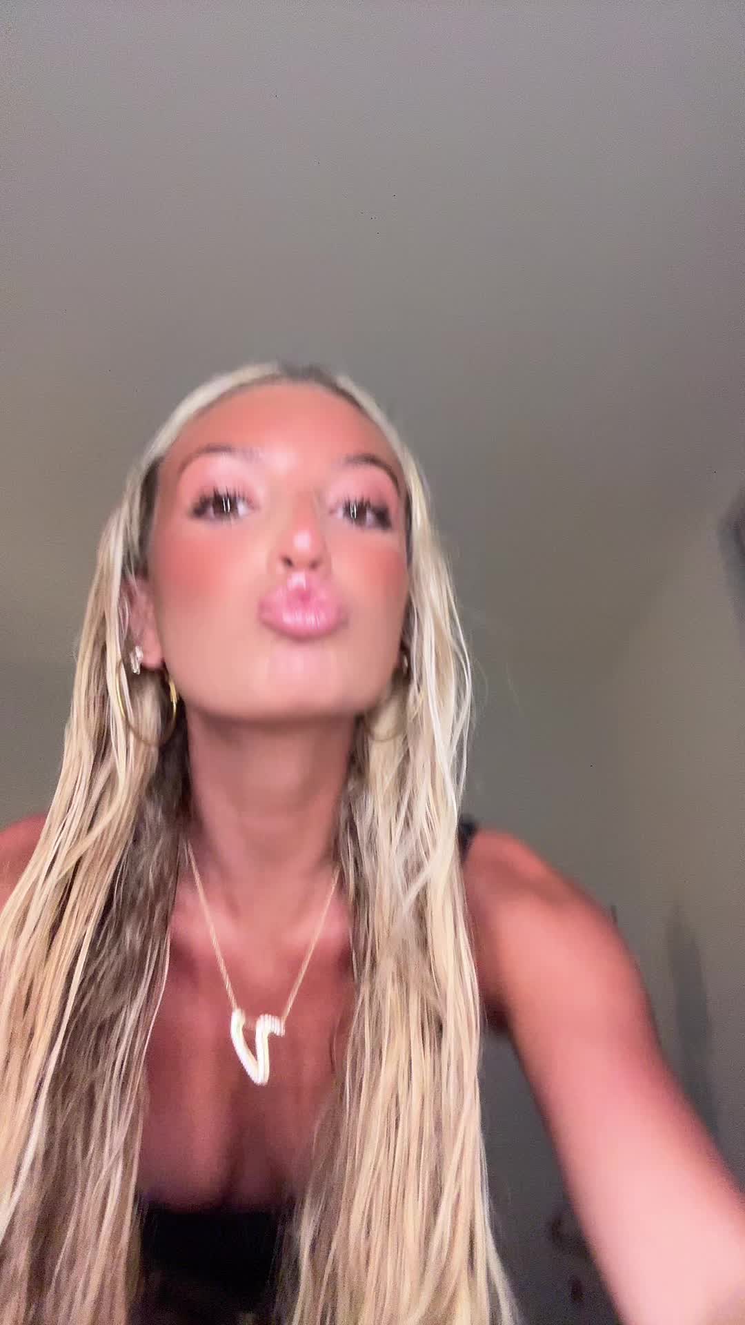 @Hi