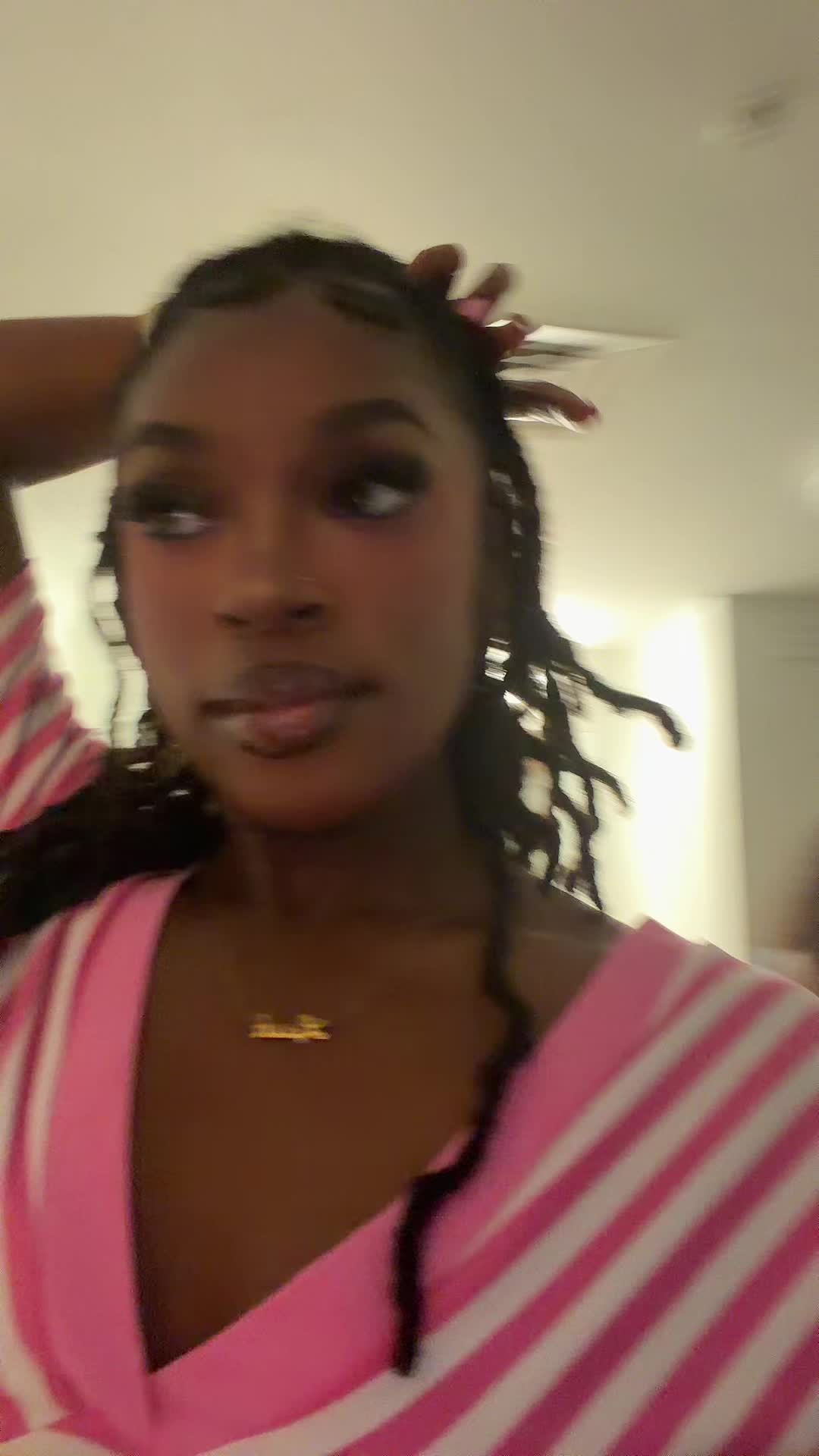 @leah