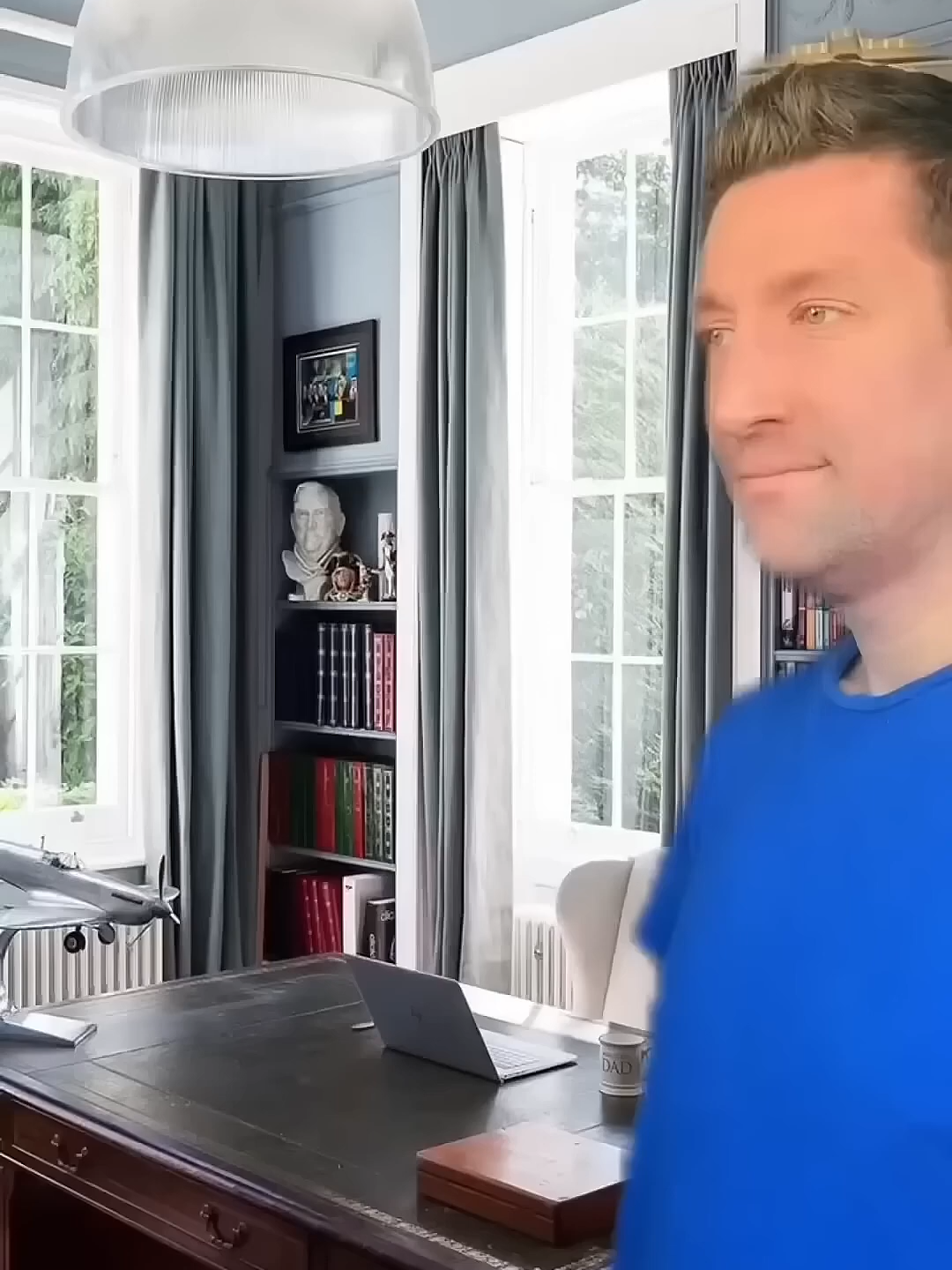@mrzanderblue