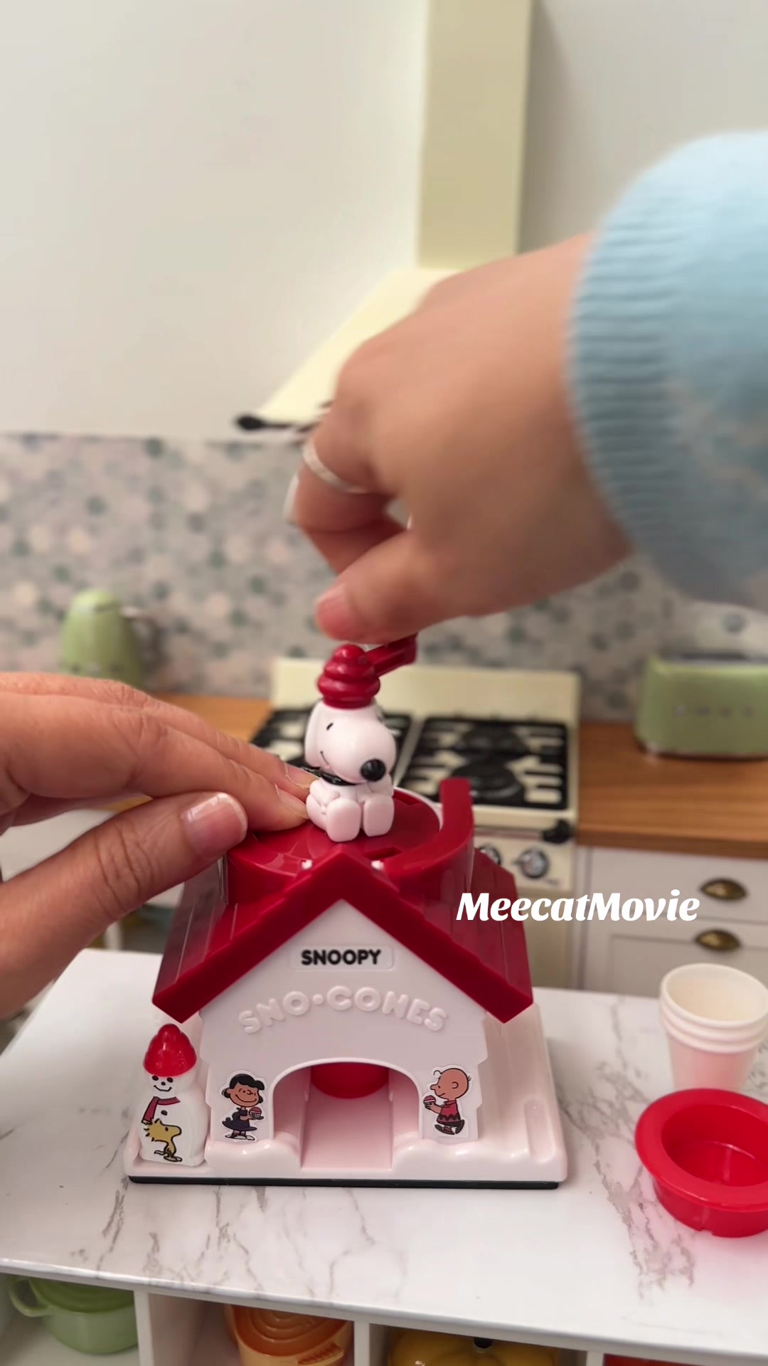 @Meecat