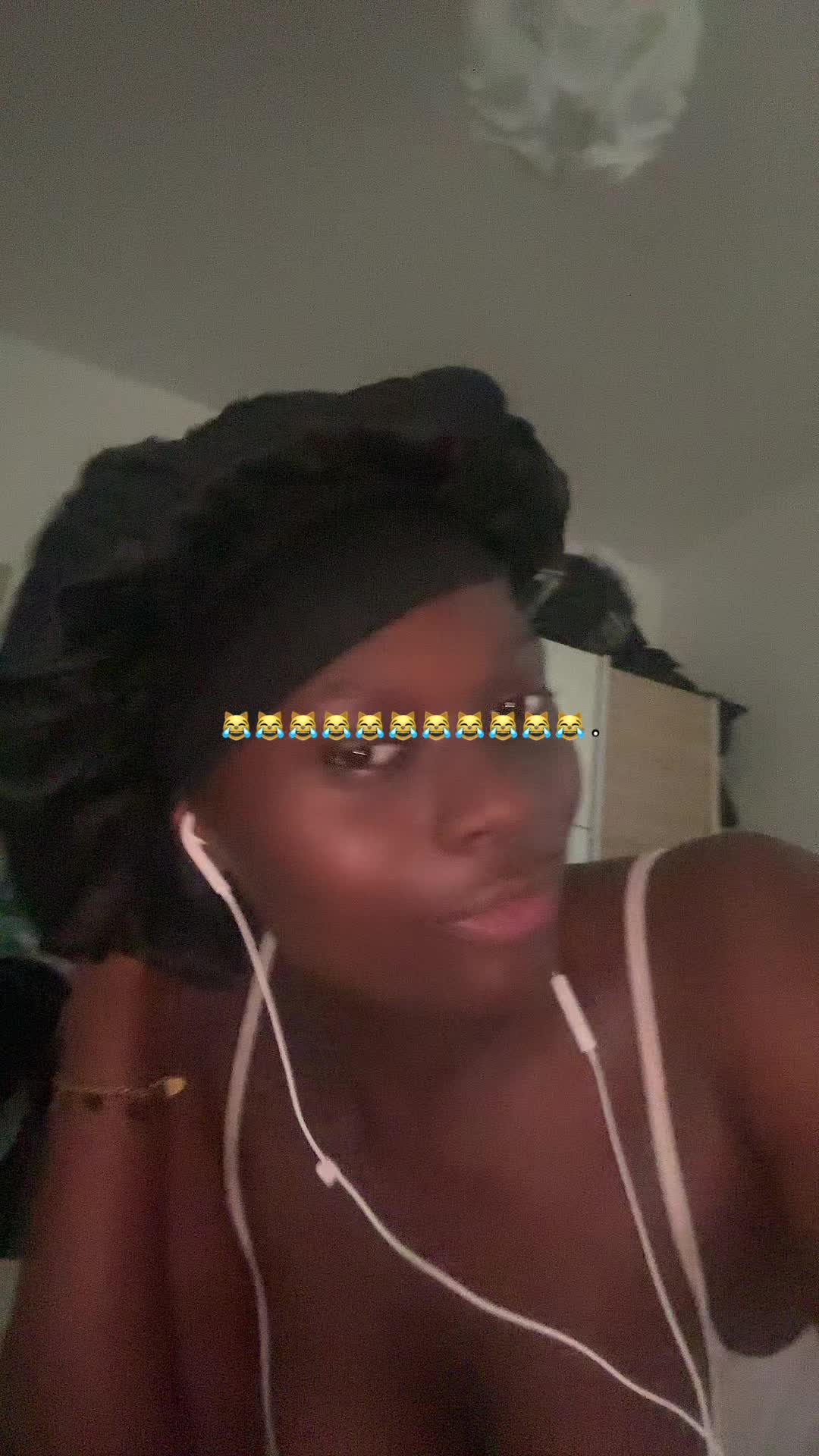 @𝐁𝐈𝐒𝐂𝐔𝐈𝐓𝟐𝐌𝐄𝐑🧜🏾&zwj;♀️