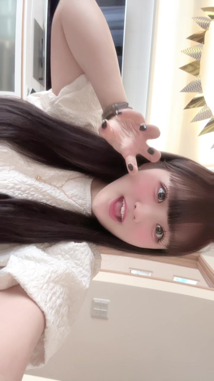 @梨々愛(りりあ)