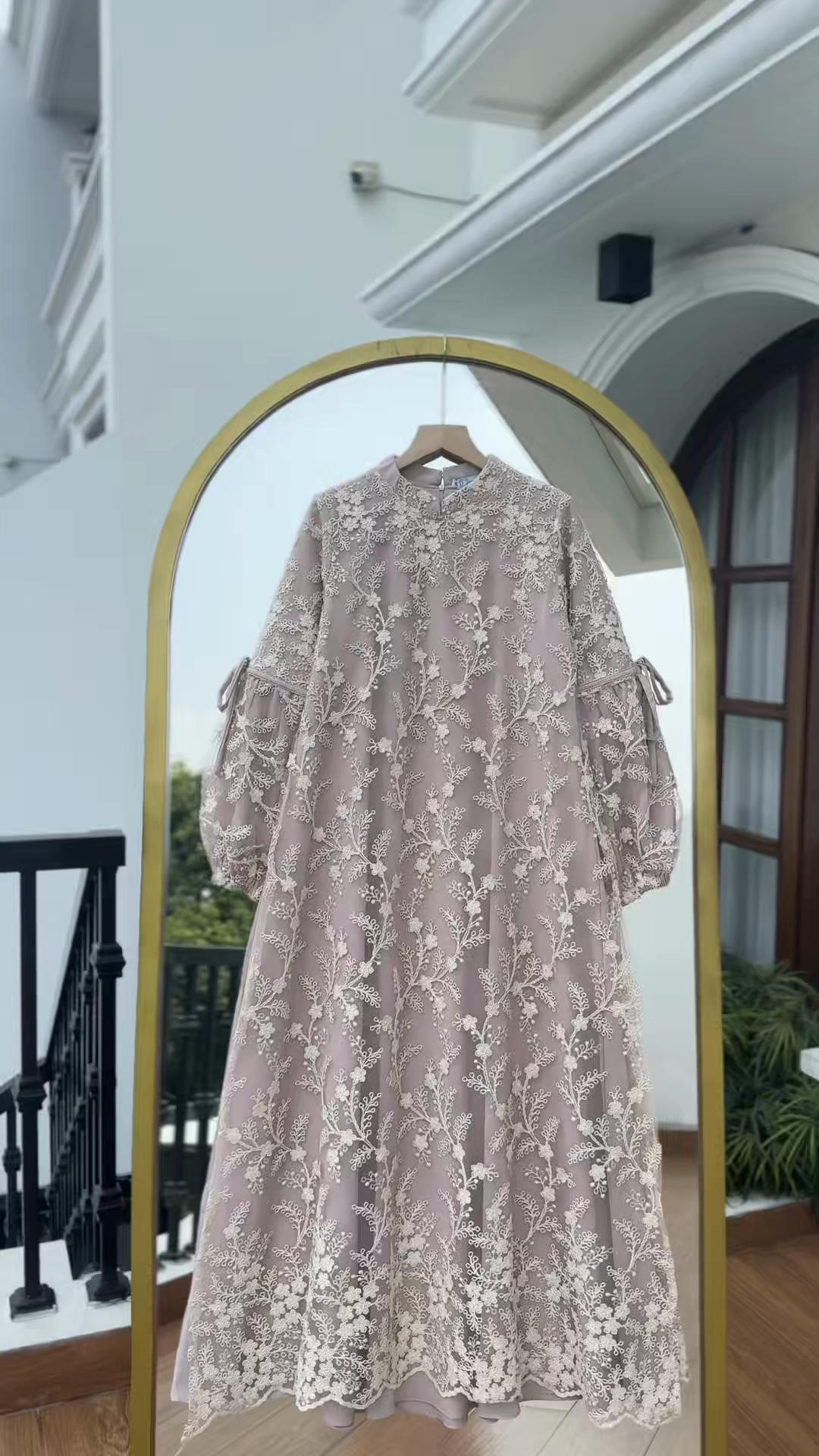 @Dwkebaya