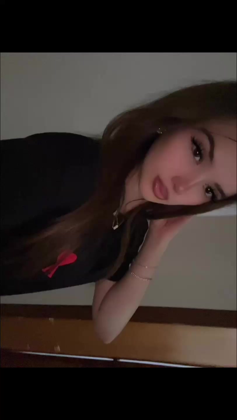 @urfavww.brunette