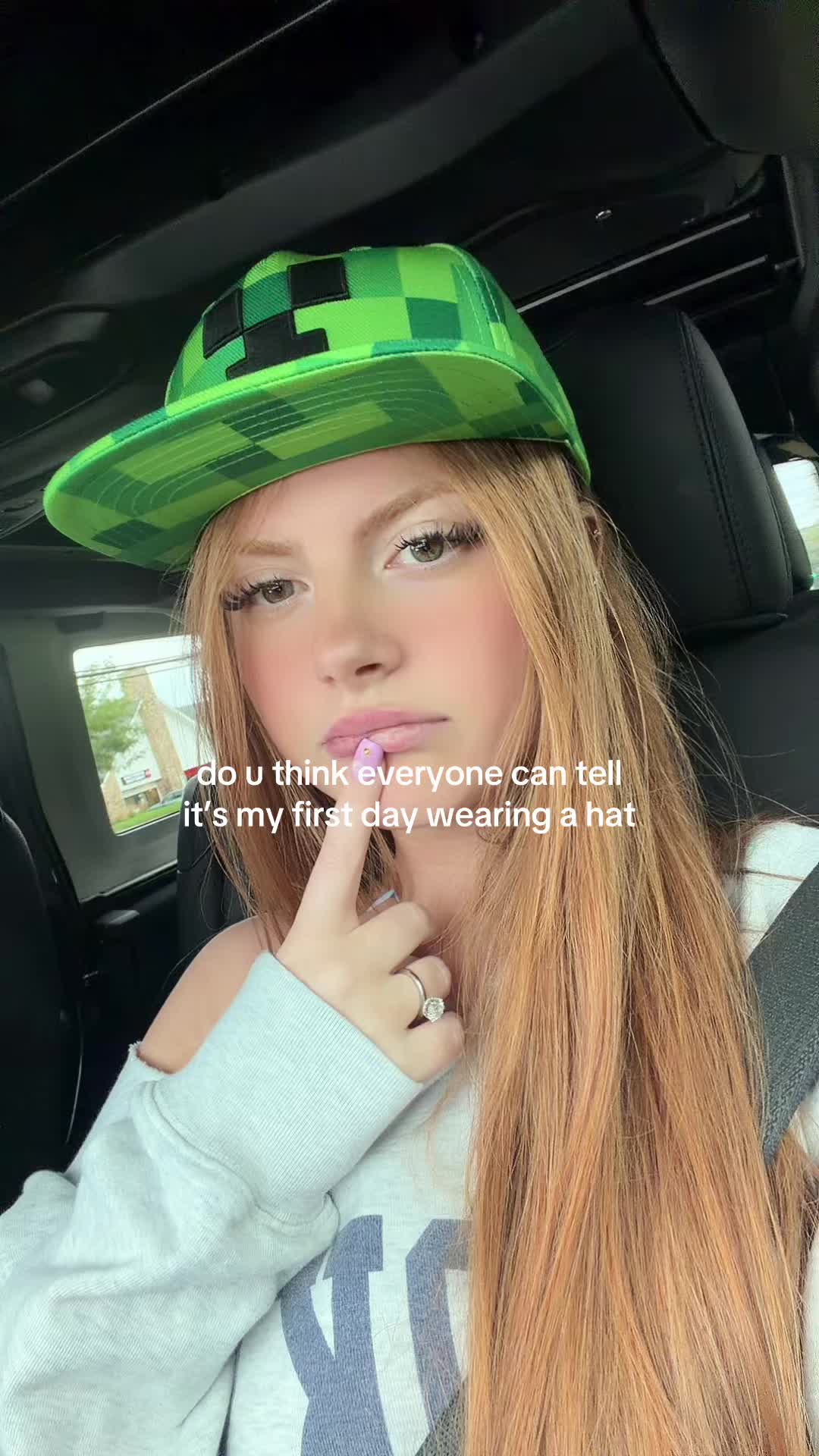 @Cristina Carmella