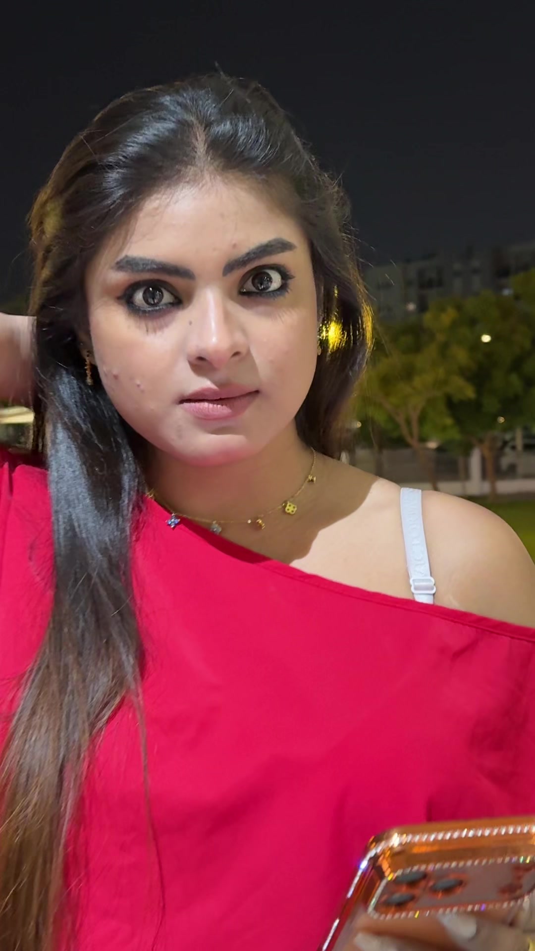 @chayaschu