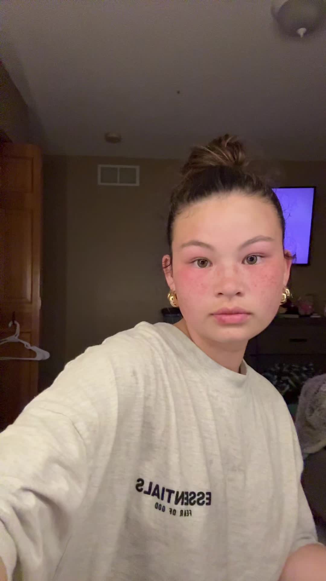 @idkimjustacurlyheadasian