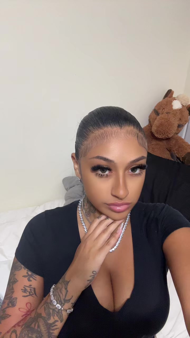 @NaeNextDoor😈