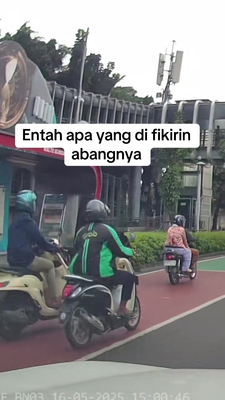 @FanzNews