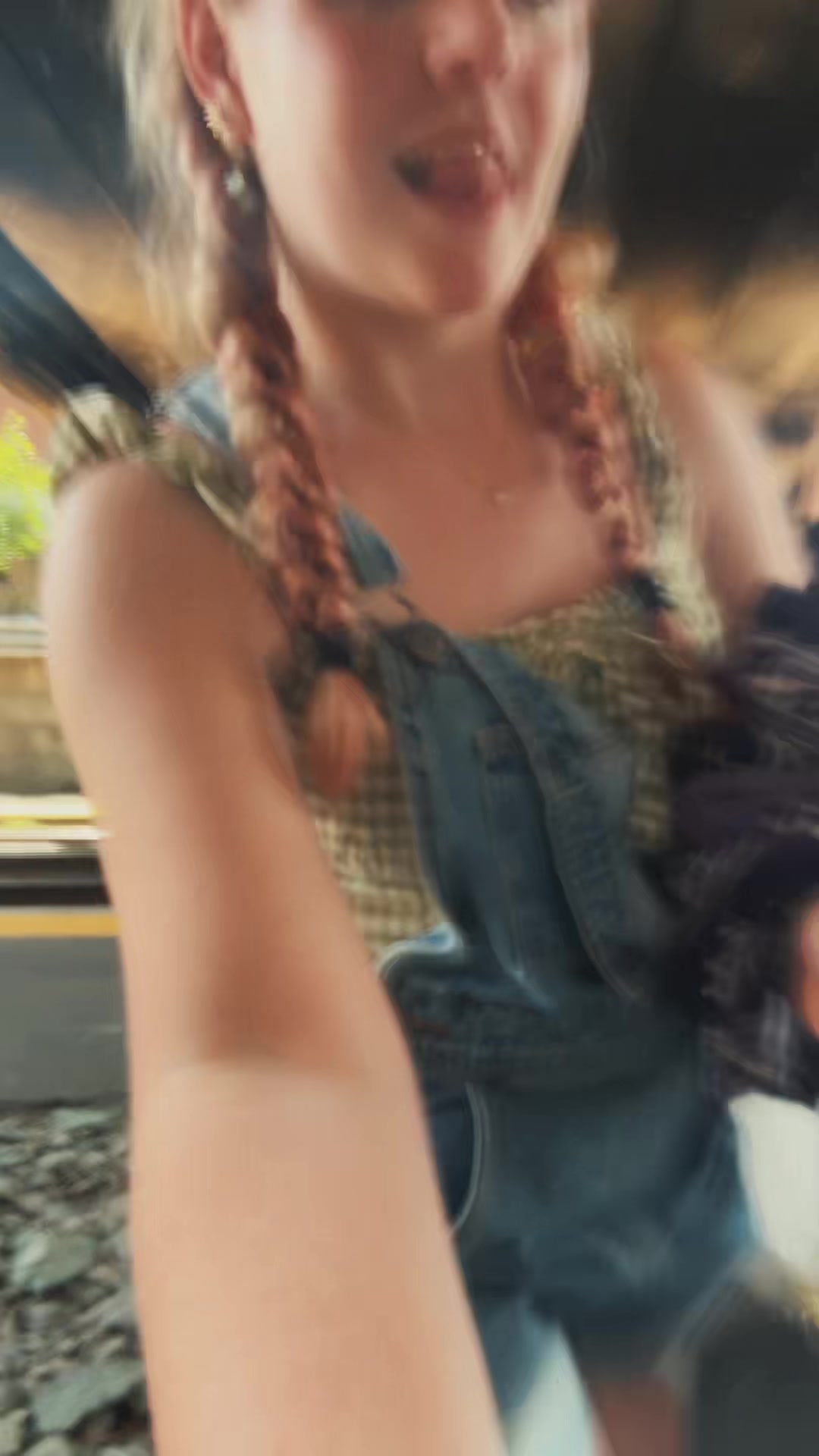 @emilylulaland