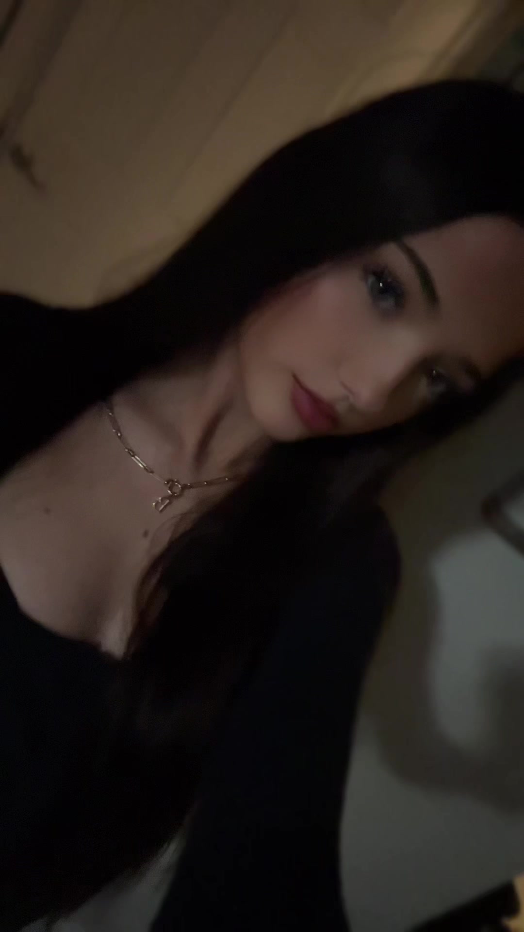 @isabella thomas
