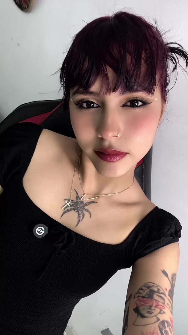 @KATIU๐๐ฉ