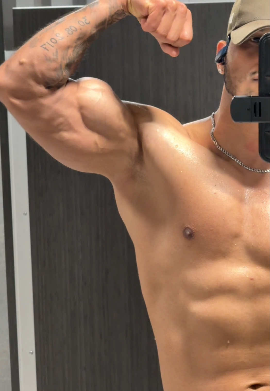 @itsxguri