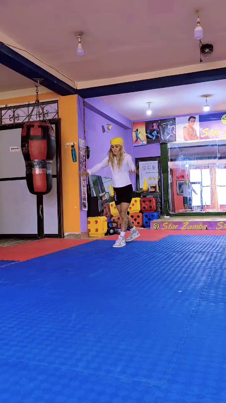 @Nitu singh yoga teacher zIn