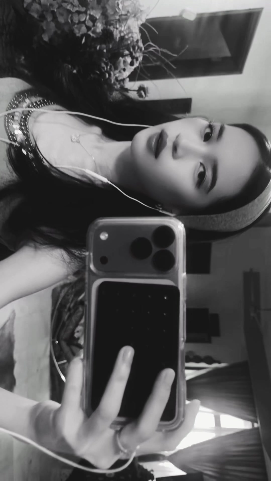 @𝓂𝒾𝒶 ࿐ ࿔*:・゚