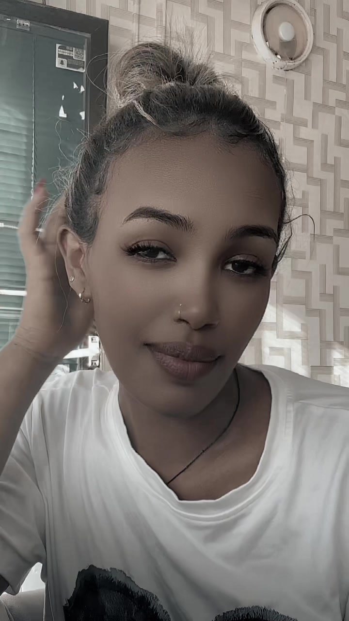 @MeLoNa🦋