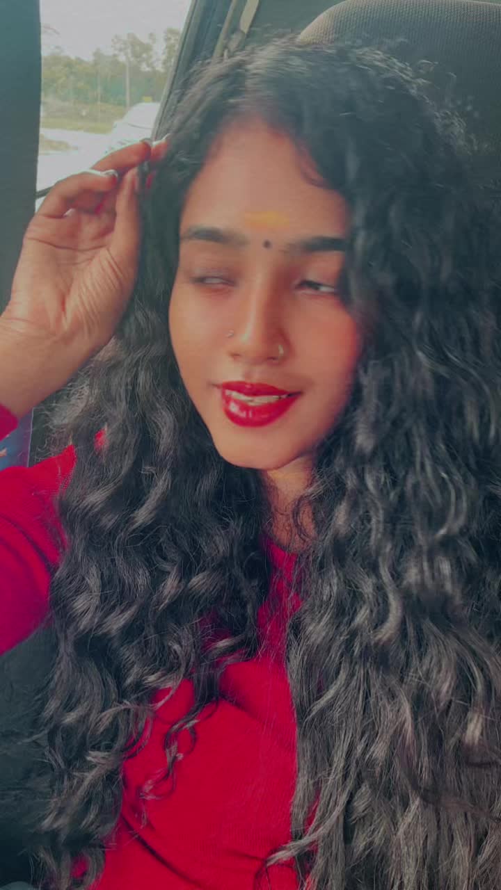 @กวีธาดาริสินี TamiLiChi🌸🧿