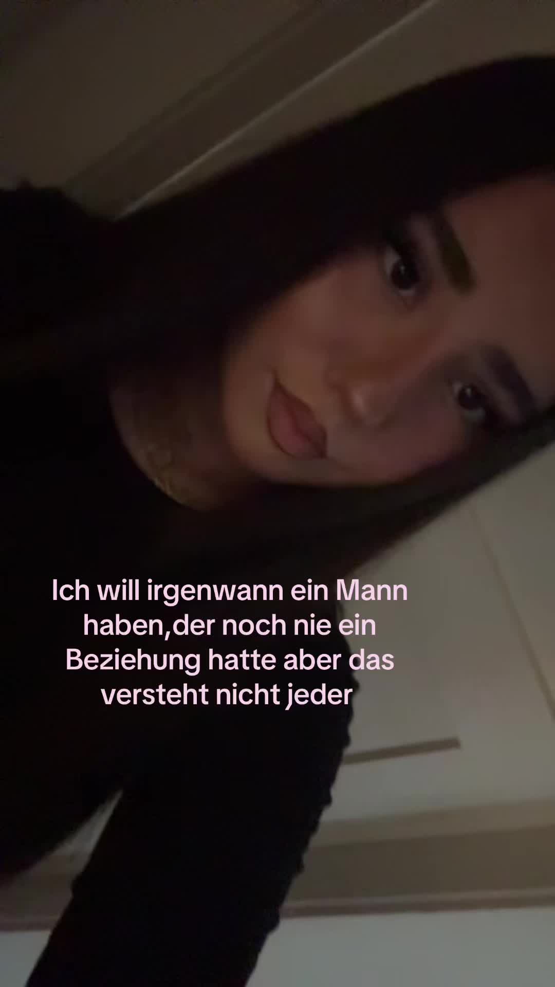 @𝑬
