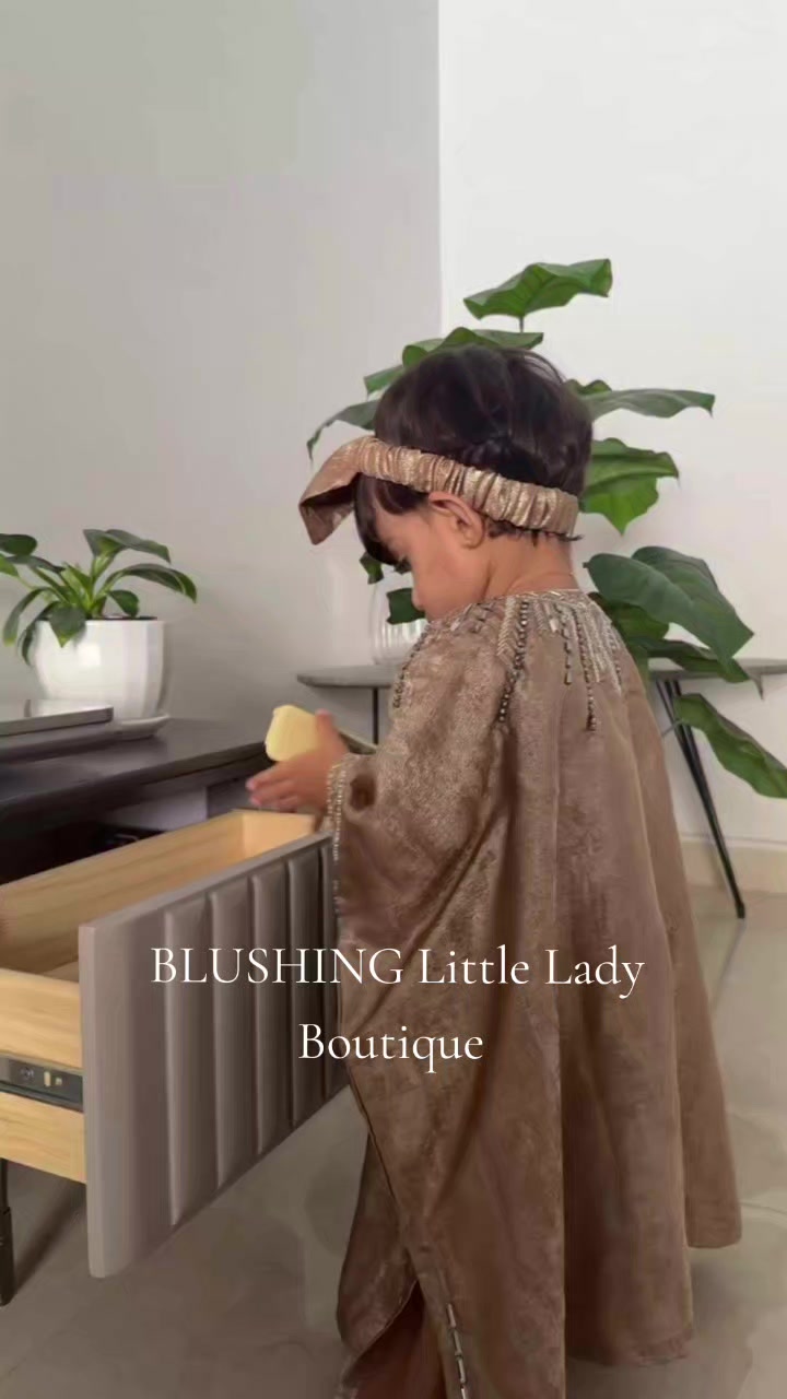 @blushinglittlelady boutique