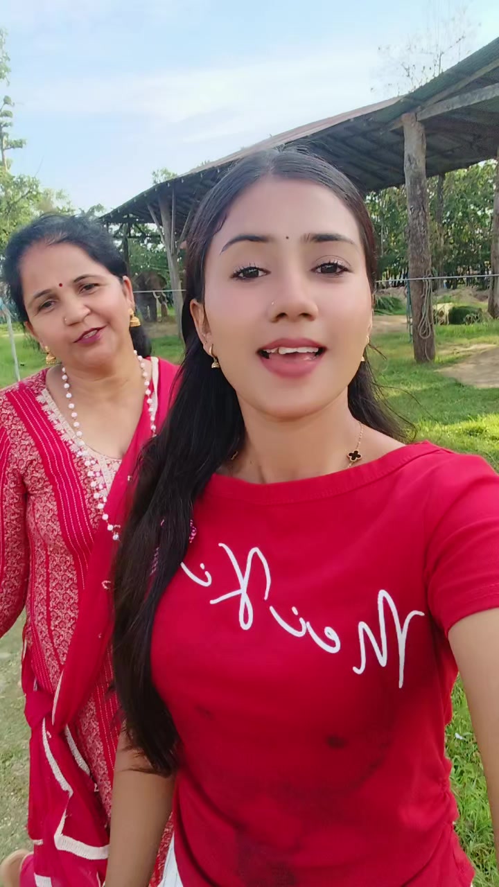 @माेनिका 🌟