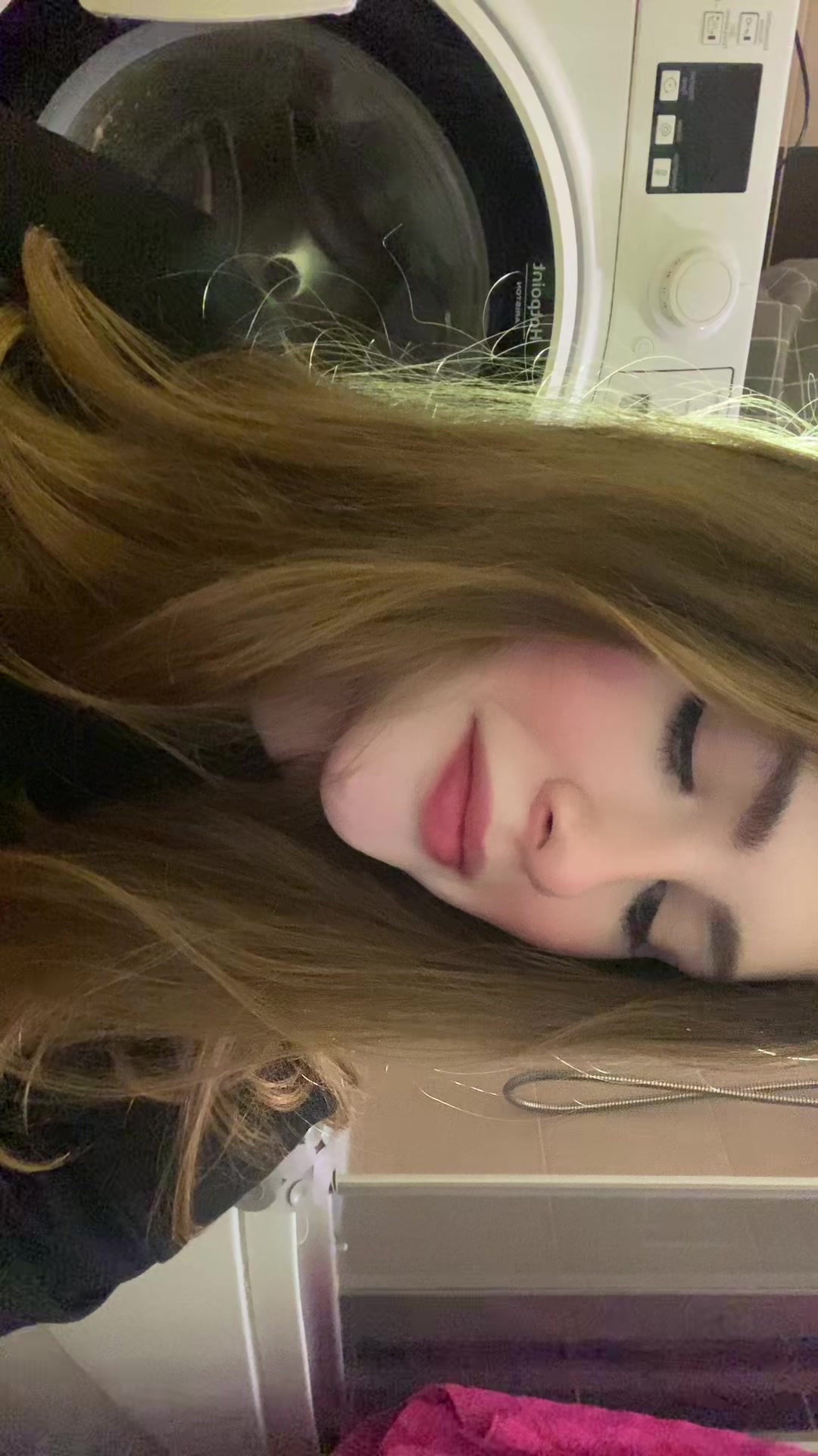 @_littleannenkova
