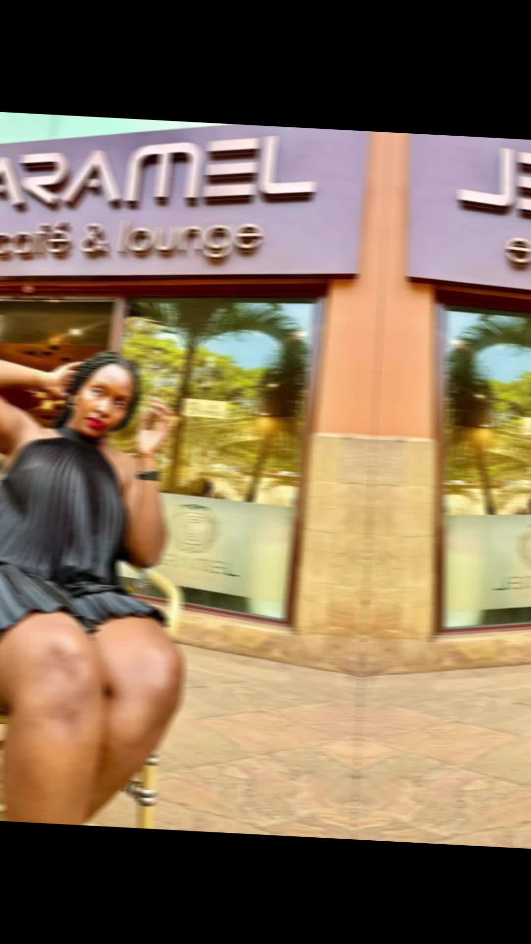 @WAMAMA WAKO HAPA