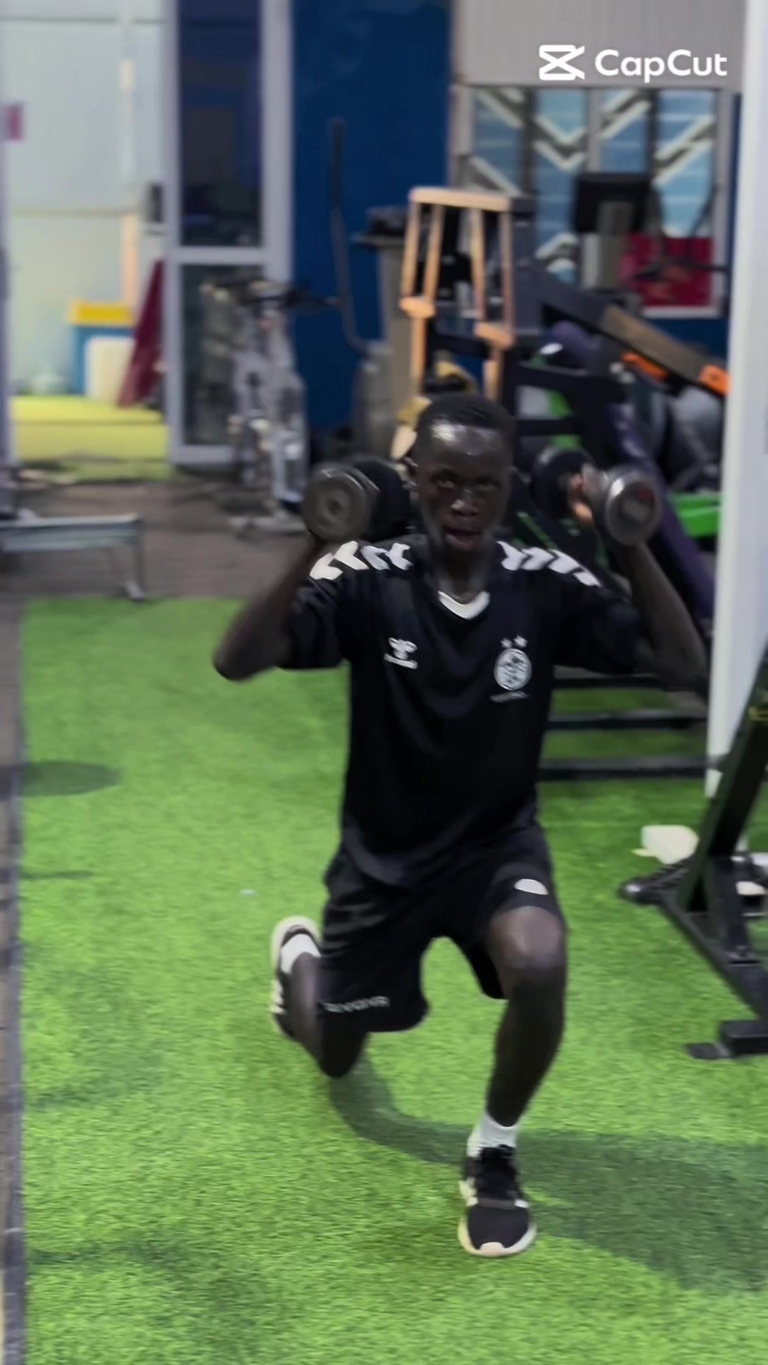 @EBWALLYFITNESS 🇬🇲💪